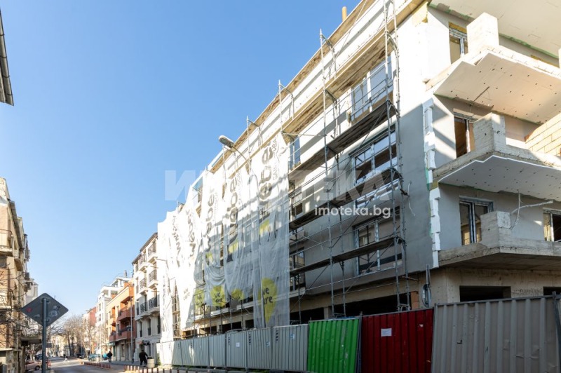Продава  Офис град Варна , Гръцка махала , 97 кв.м | 88618758