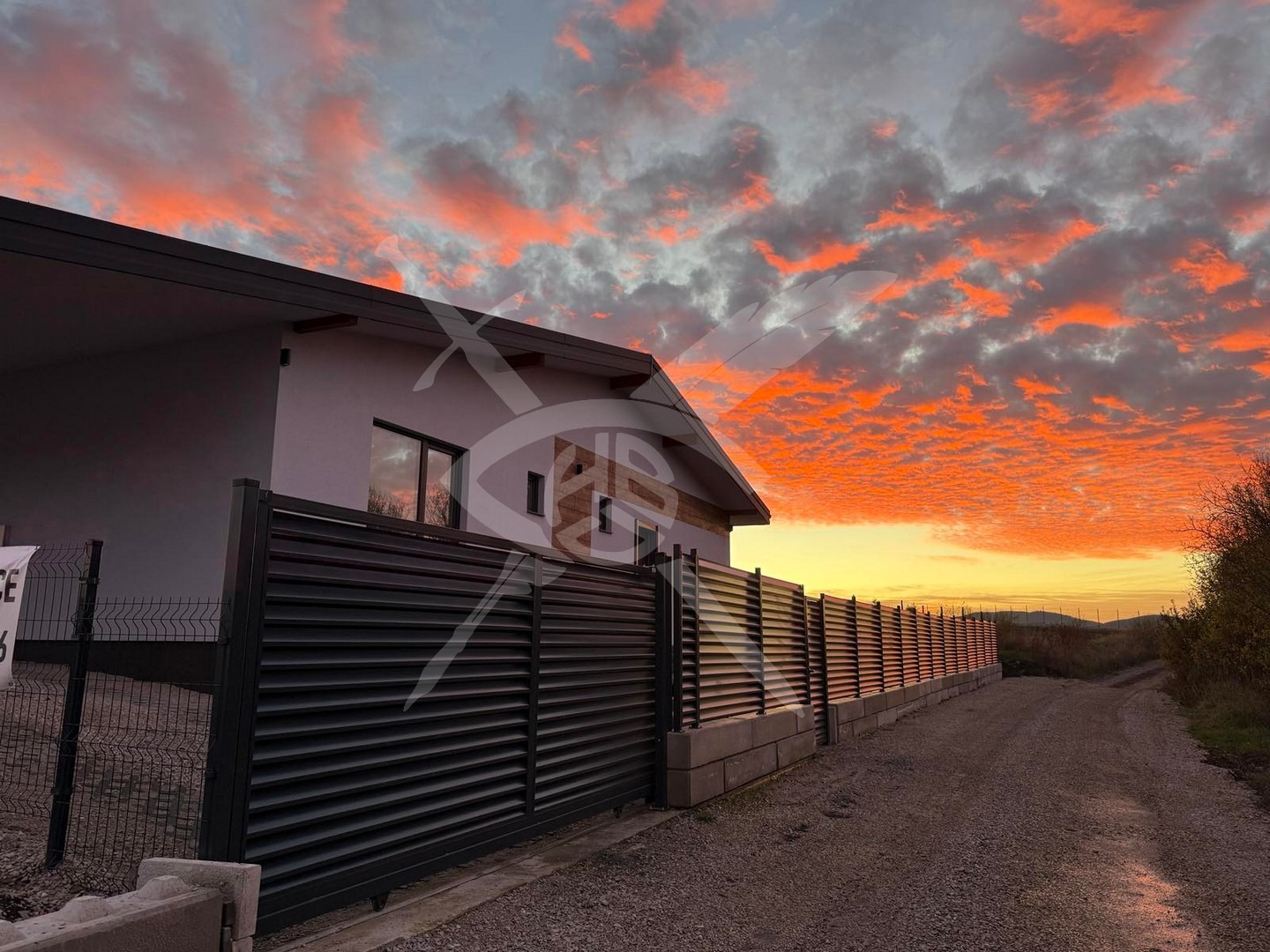 Продава КЪЩА, гр. Божурище, област София област, снимка 6 - Къщи - 49727100