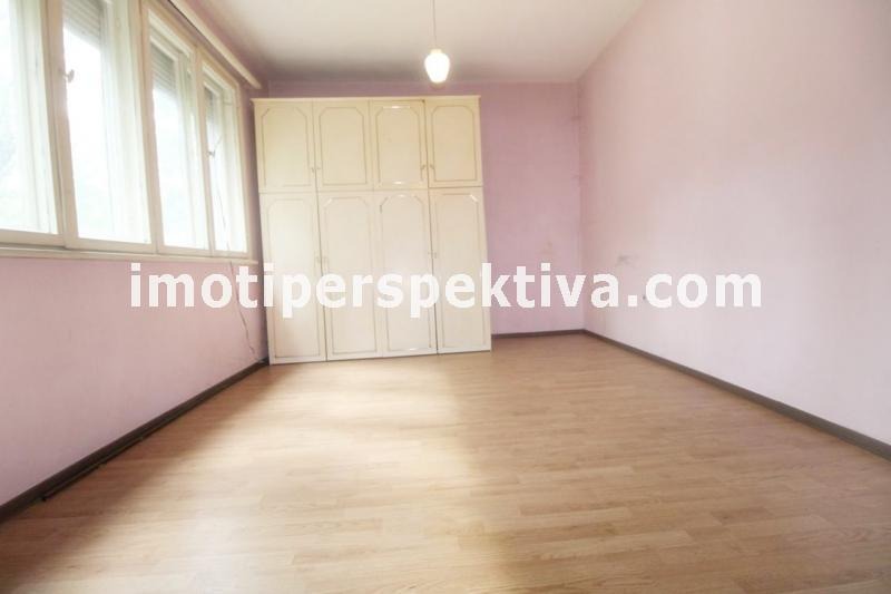 Til salg  1 soveværelse Plovdiv , Tsentar , 63 kvm | 46657252