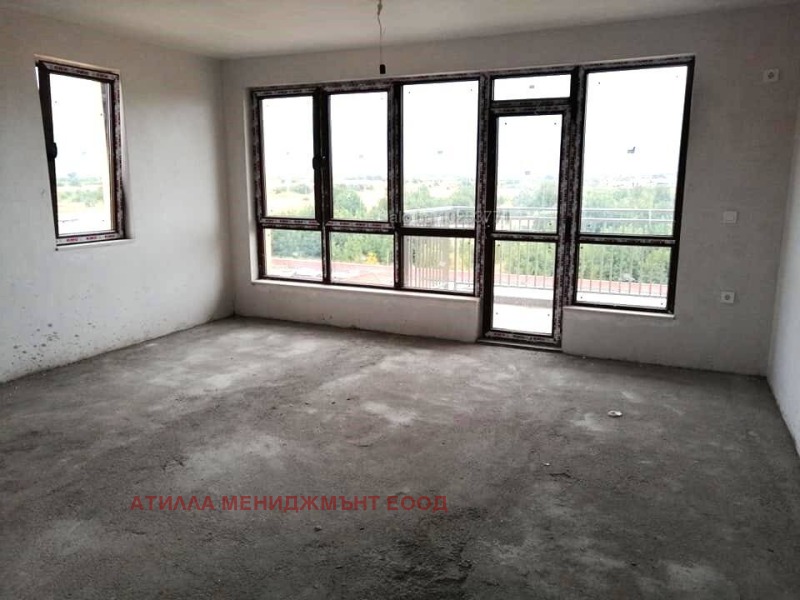 Продава  2-стаен град Пловдив , Остромила , 70 кв.м | 41506811 - изображение [2]