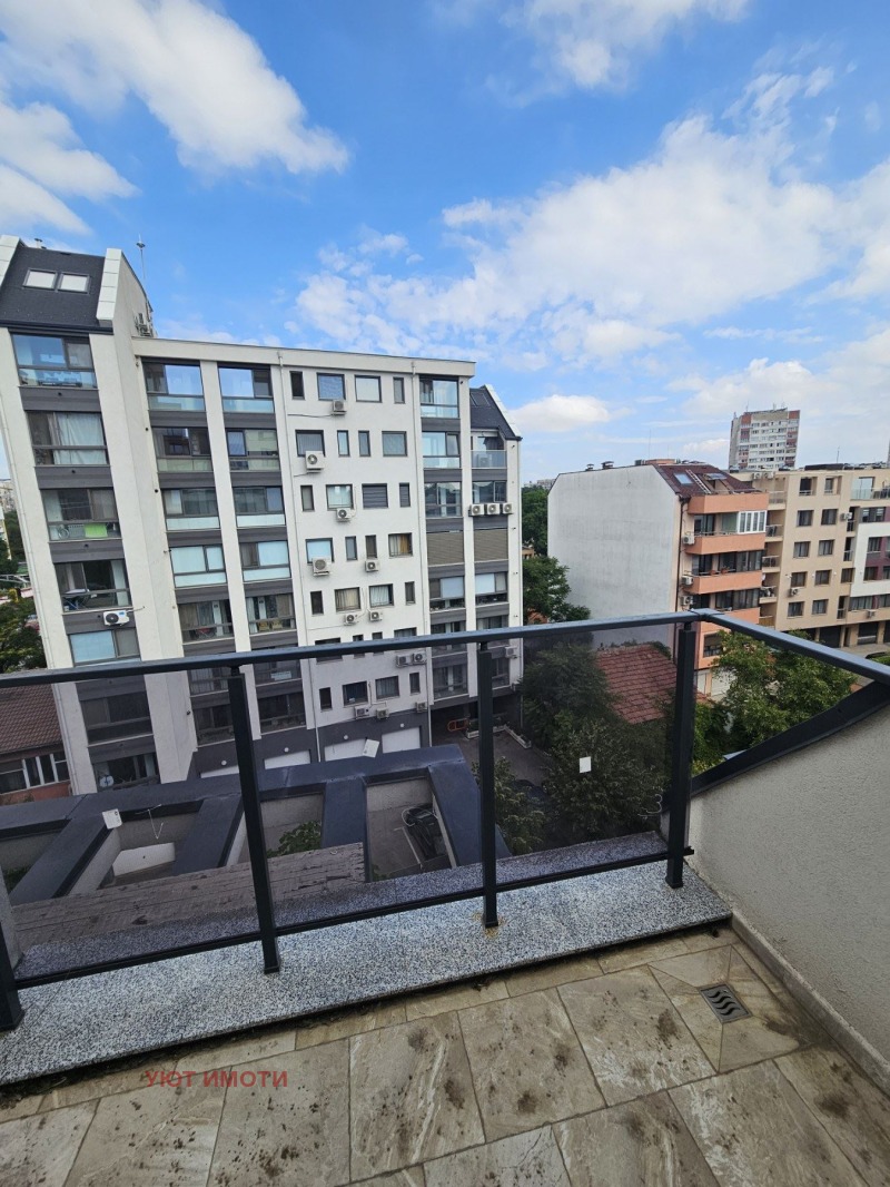 Продава 2-СТАЕН, гр. София, Сердика