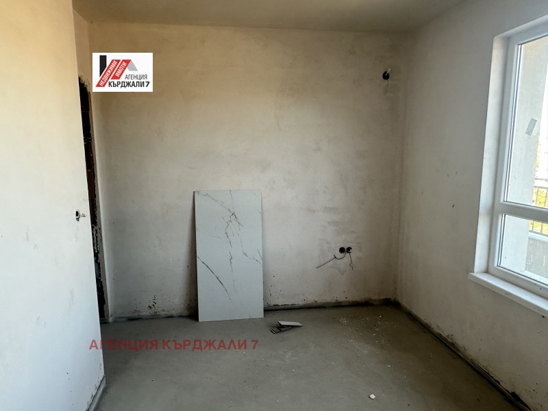 En venta  2 dormitorios Kardzhali , Veselchane , 160 metros cuadrados | 93851913 - imagen [4]