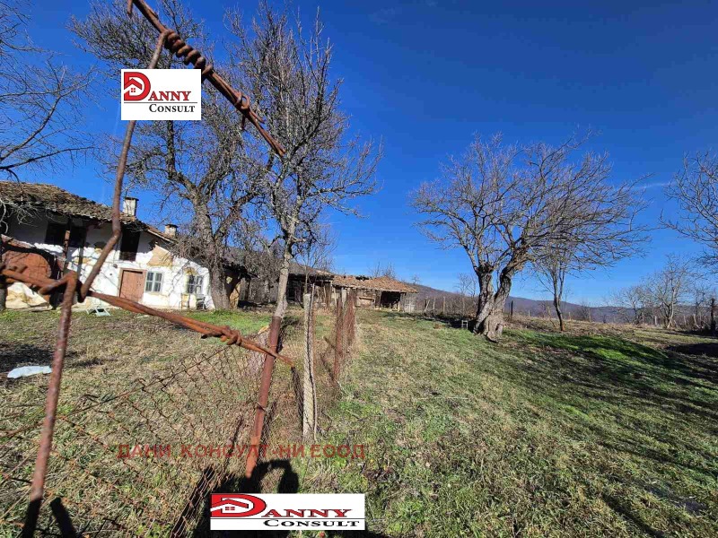 Продава КЪЩА, гр. Елена, област Велико Търново, снимка 4 - Къщи - 53286858