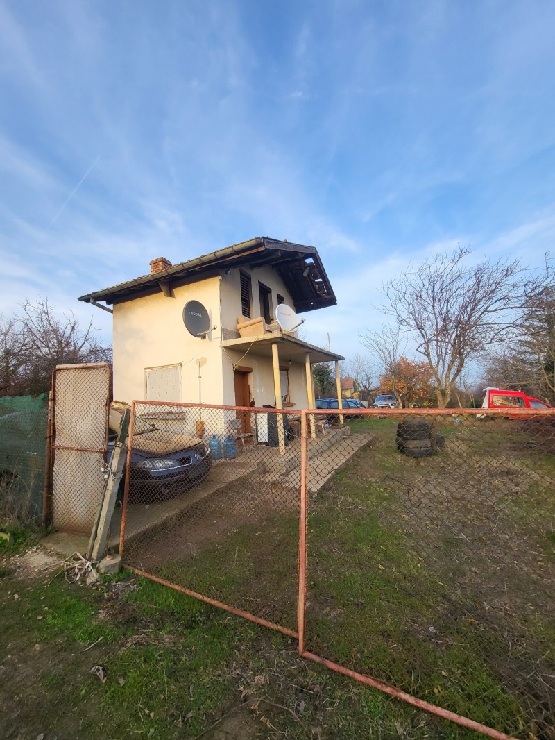 Продава ВИЛА, гр. Плевен, м-т Орлето, снимка 5 - Вили - 52913499