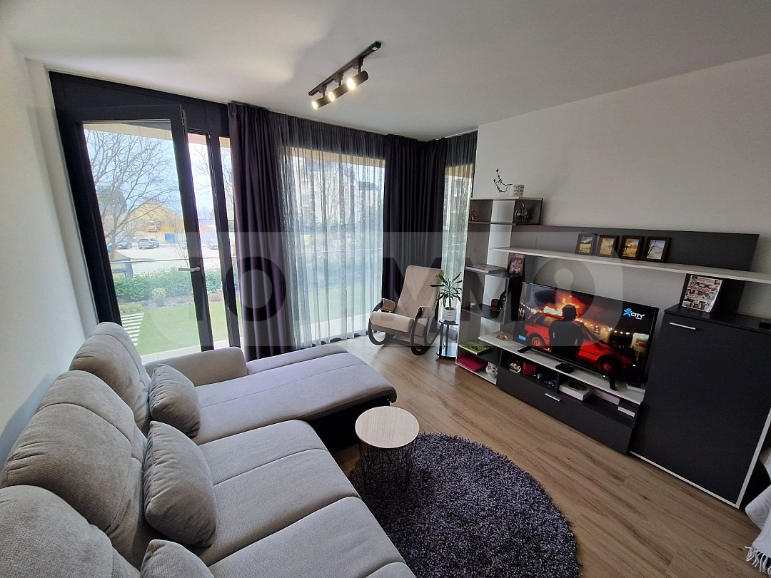 Продава 2-СТАЕН, гр. Варна, к.к. Св.Св. Константин и Елена, снимка 2 - Апартаменти - 53883575