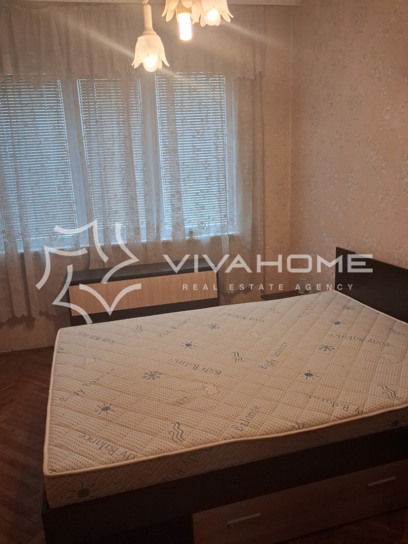 Продава 3-СТАЕН, гр. Варна, Лятно кино Тракия, снимка 2 - Апартаменти - 53041104