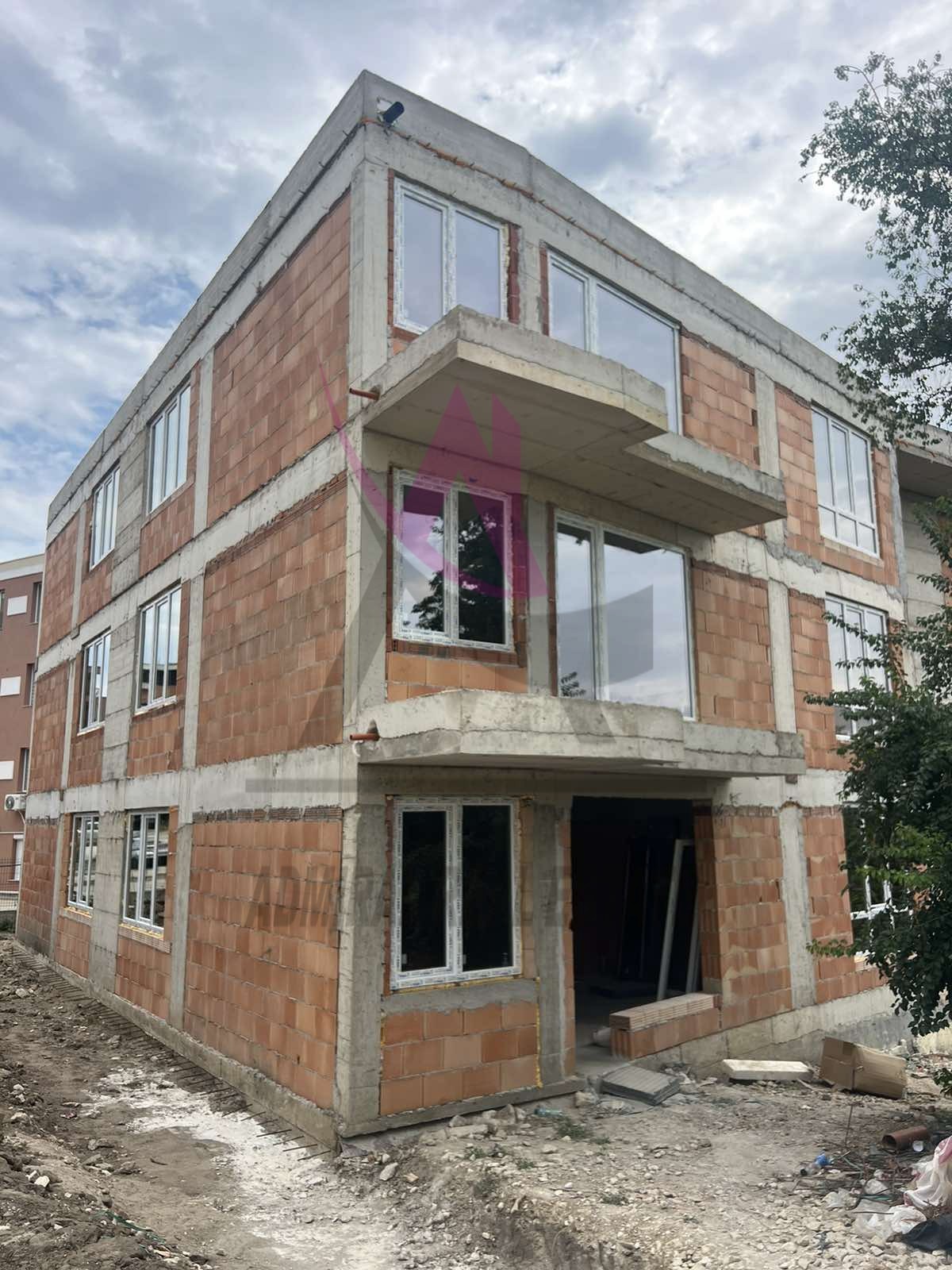 Продава 3-СТАЕН, гр. Варна, Възраждане 3