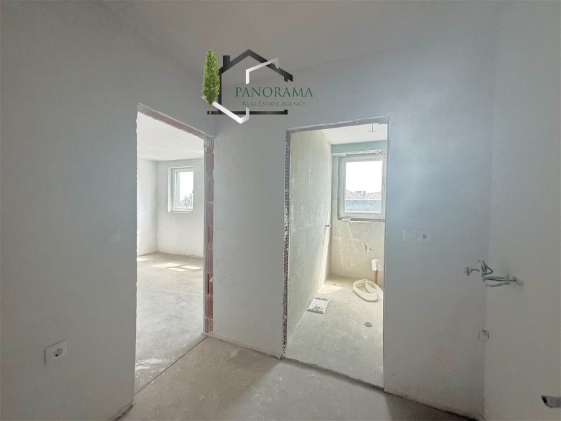 Myytävänä  Studio Šumen , Basejna , 43 neliömetriä | 63640980 - kuva [2]
