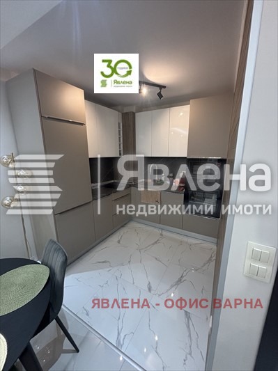 Продава 2-СТАЕН, гр. Варна, к.к. Св.Св. Константин и Елена, снимка 2 - Aпартаменти - 49091806