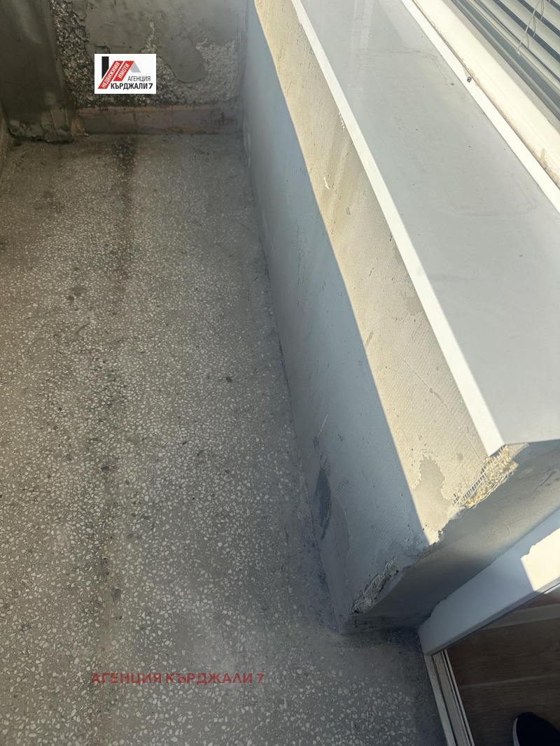 Продава 3-СТАЕН, гр. Кърджали, Център, снимка 11 - Апартаменти - 52935879