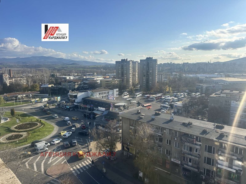 Продава 3-СТАЕН, гр. Кърджали, Център, снимка 12 - Апартаменти - 52935879