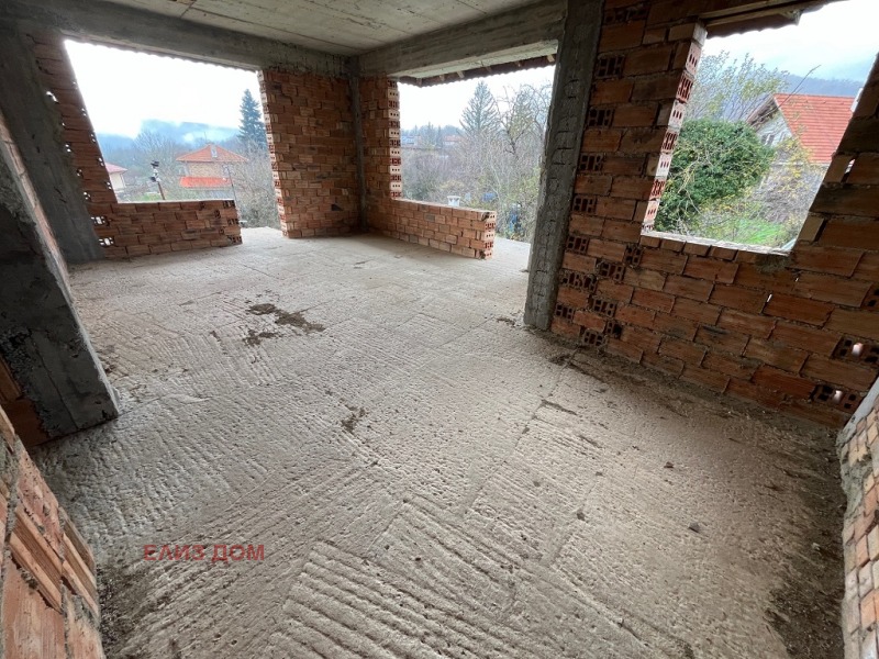 Продава КЪЩА, с. Долище, област Варна