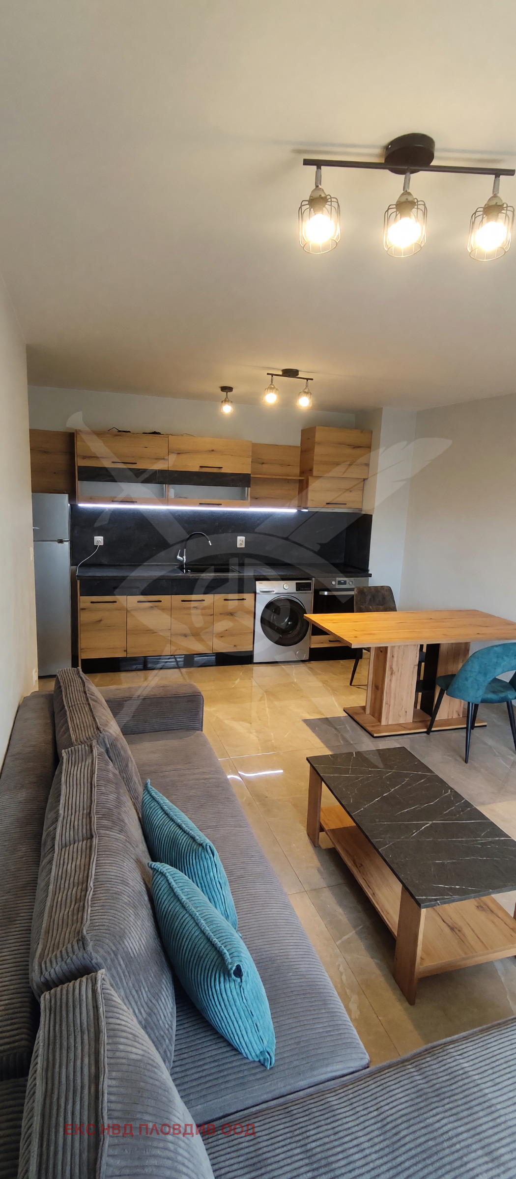 Продава 2-СТАЕН, гр. Пловдив, Център, снимка 2 - Апартаменти - 56422893