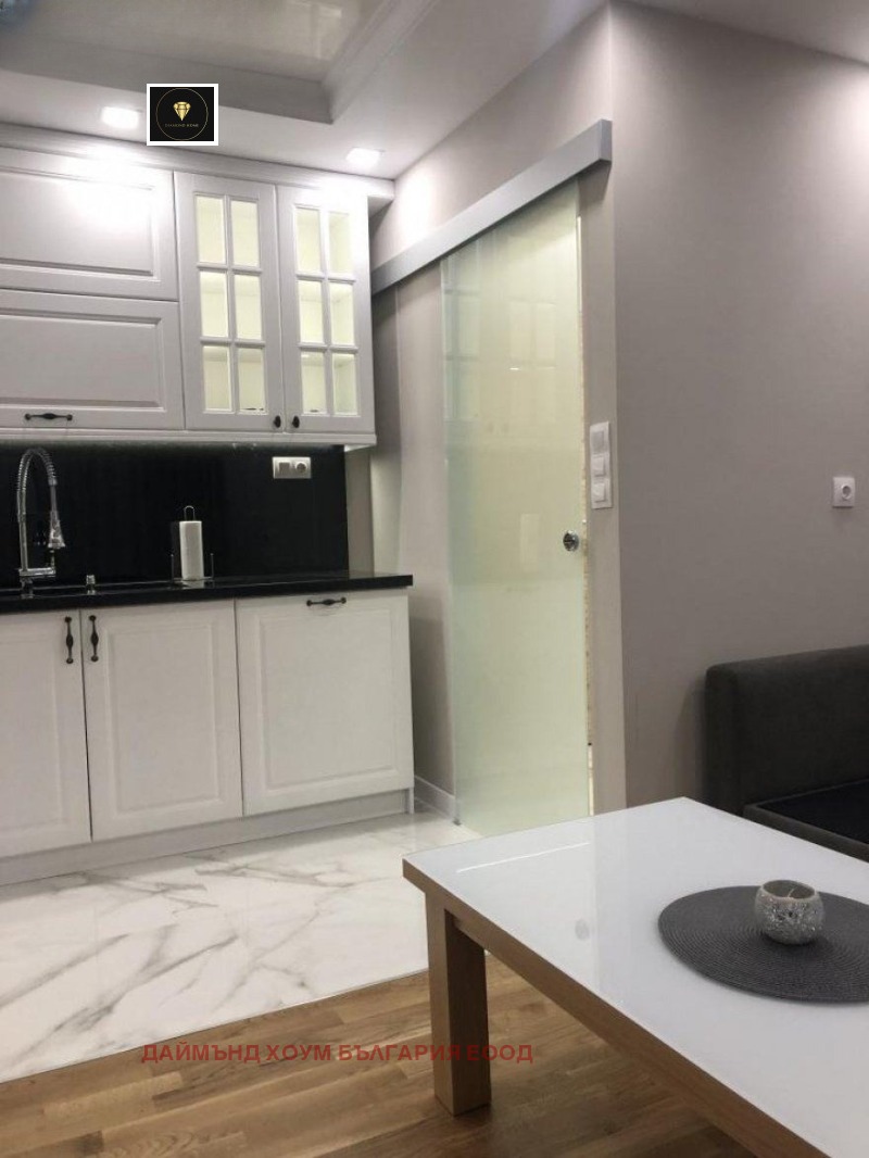 En venta  1 dormitorio Plovdiv , Jristo Smirnenski , 69 metros cuadrados | 45913807 - imagen [4]