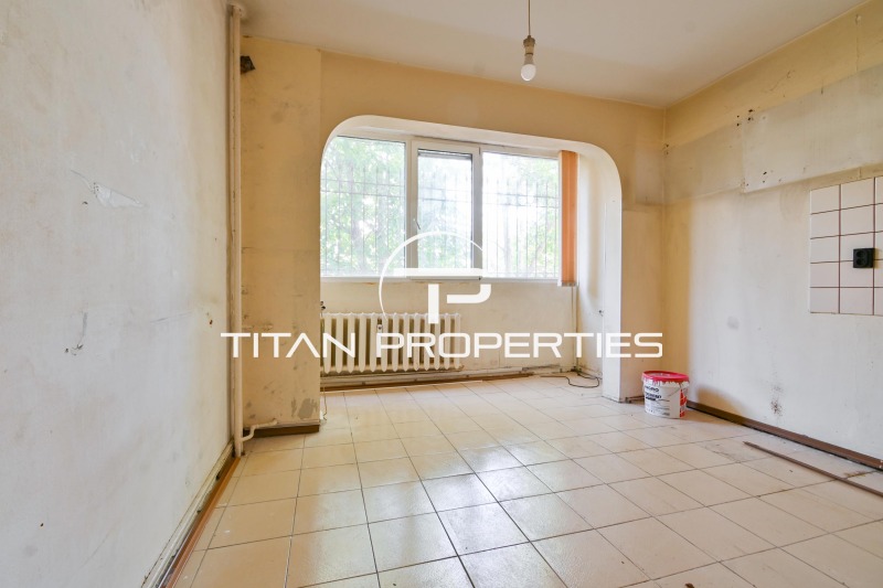 Продава  2-стаен град София , Младост 4 , 72 кв.м | 44686168