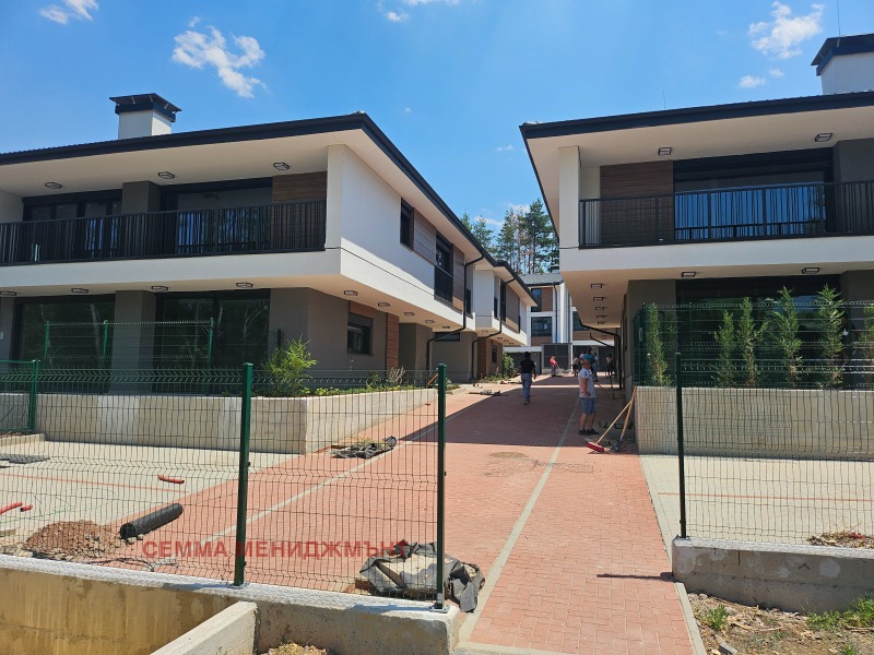 Till salu  2 sovrum Sofia , m-t Kambanite , 172 kvm | 73269229 - bild [10]