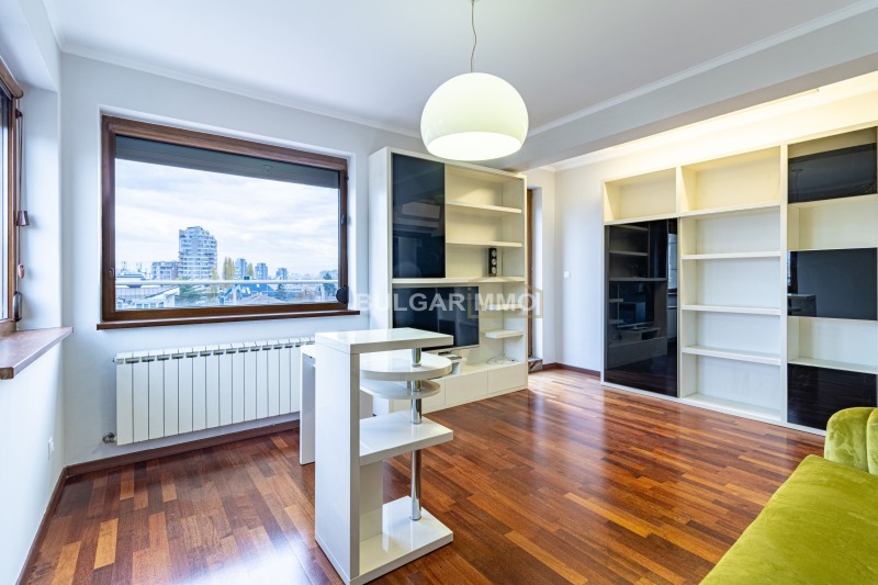 Продава МНОГОСТАЕН, гр. София, Изток, снимка 7 - Апартаменти - 52390349