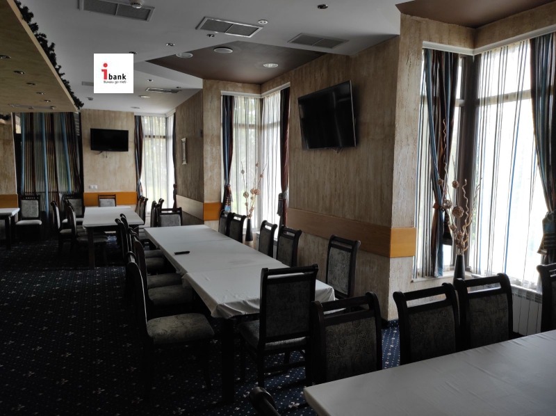 En venta  Hotel región Smolyan , k.k. Pamporovo , 6513 metros cuadrados | 24458280 - imagen [11]