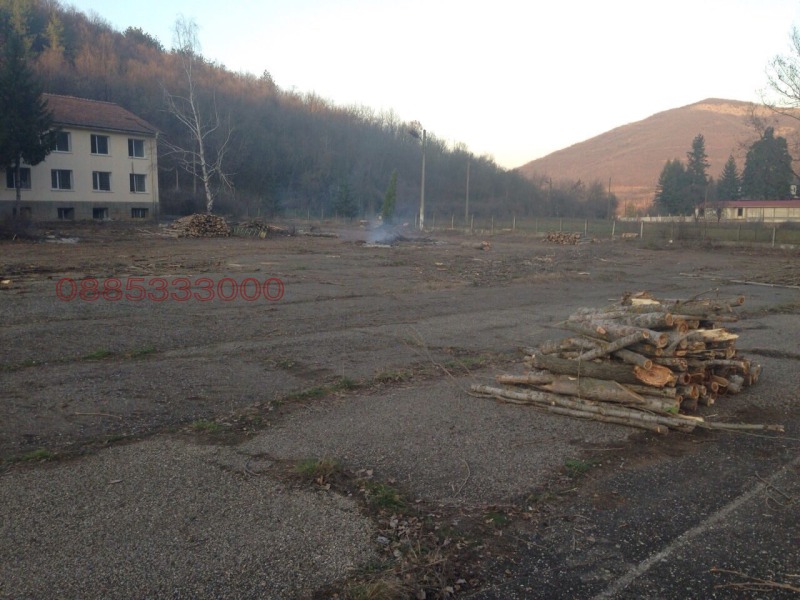 Продава БИЗНЕС ИМОТ, с. Георги Дамяново, област Монтана, снимка 4 - Други - 52625130