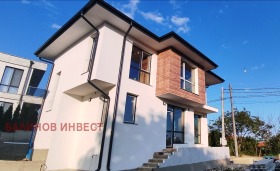 Продава къща град Варна м-т Горна Трака - [1] 