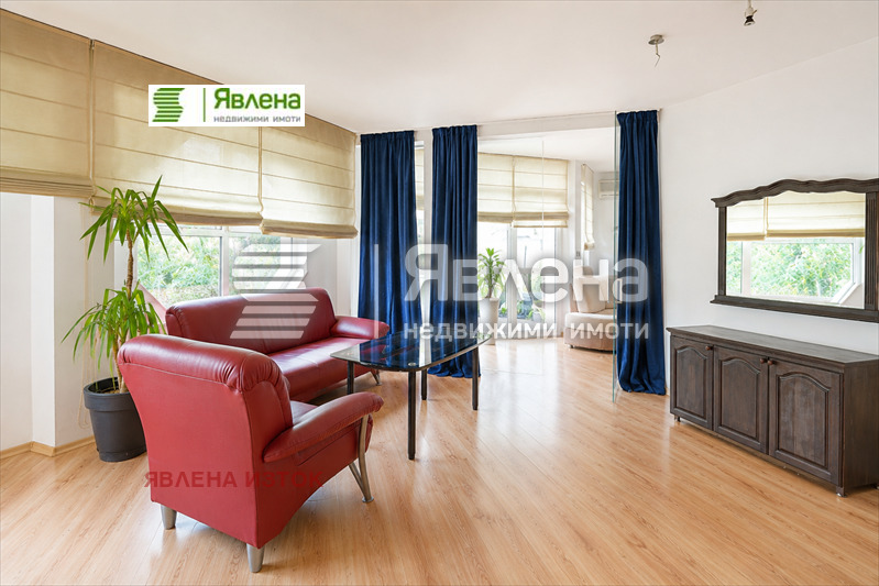 Продава МНОГОСТАЕН, гр. София, Дианабад, снимка 2 - Апартаменти - 55355174