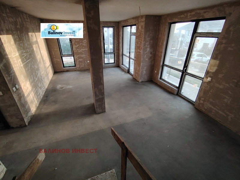 Продава КЪЩА, гр. Варна, м-т Горна Трака, снимка 16 - Къщи - 52531173