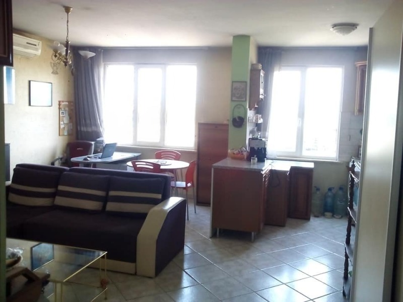 En venta  2 dormitorios Sofia , Oborishte , 75 metros cuadrados | 53531028 - imagen [3]