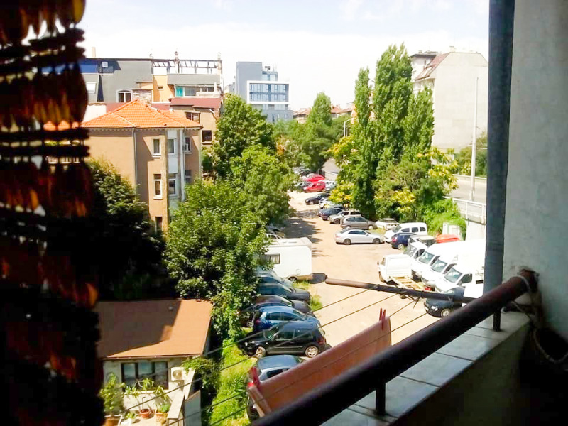 En venta  2 dormitorios Sofia , Oborishte , 75 metros cuadrados | 53531028 - imagen [2]
