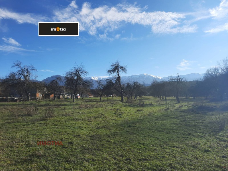 Продава ПАРЦЕЛ, гр. Априлци, област Ловеч