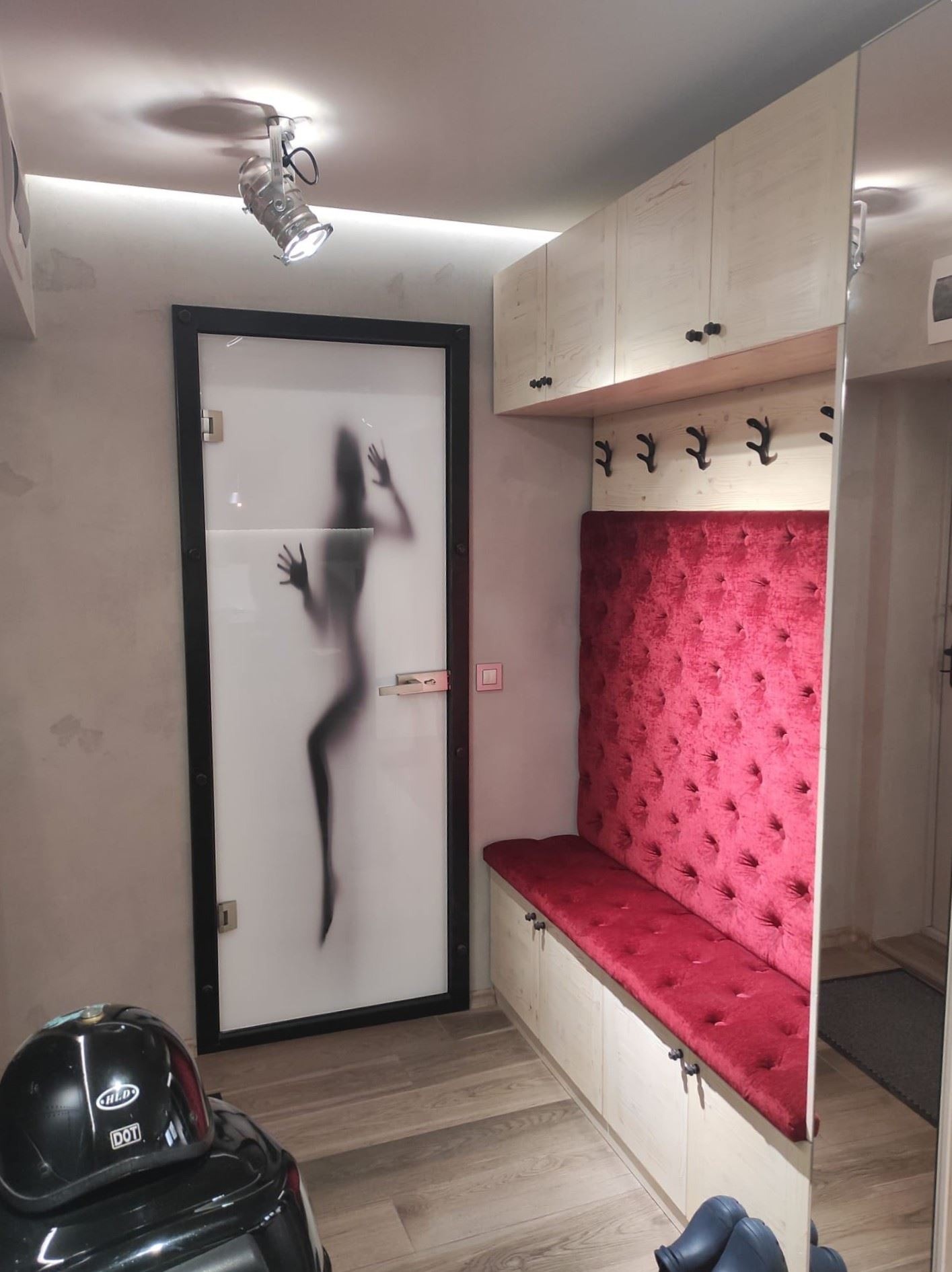 Продава 1-СТАЕН, гр. Варна, Лятно кино Тракия, снимка 17 - Апартаменти - 53900931