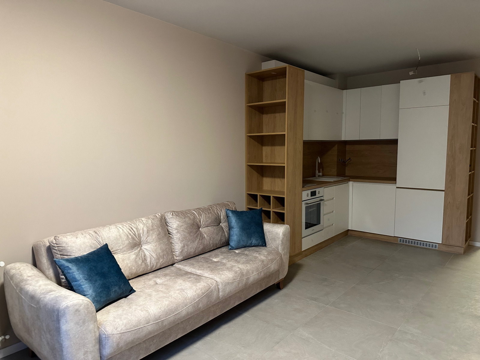 Продава 2-СТАЕН, гр. София, Изток, снимка 5 - Апартаменти - 56312998