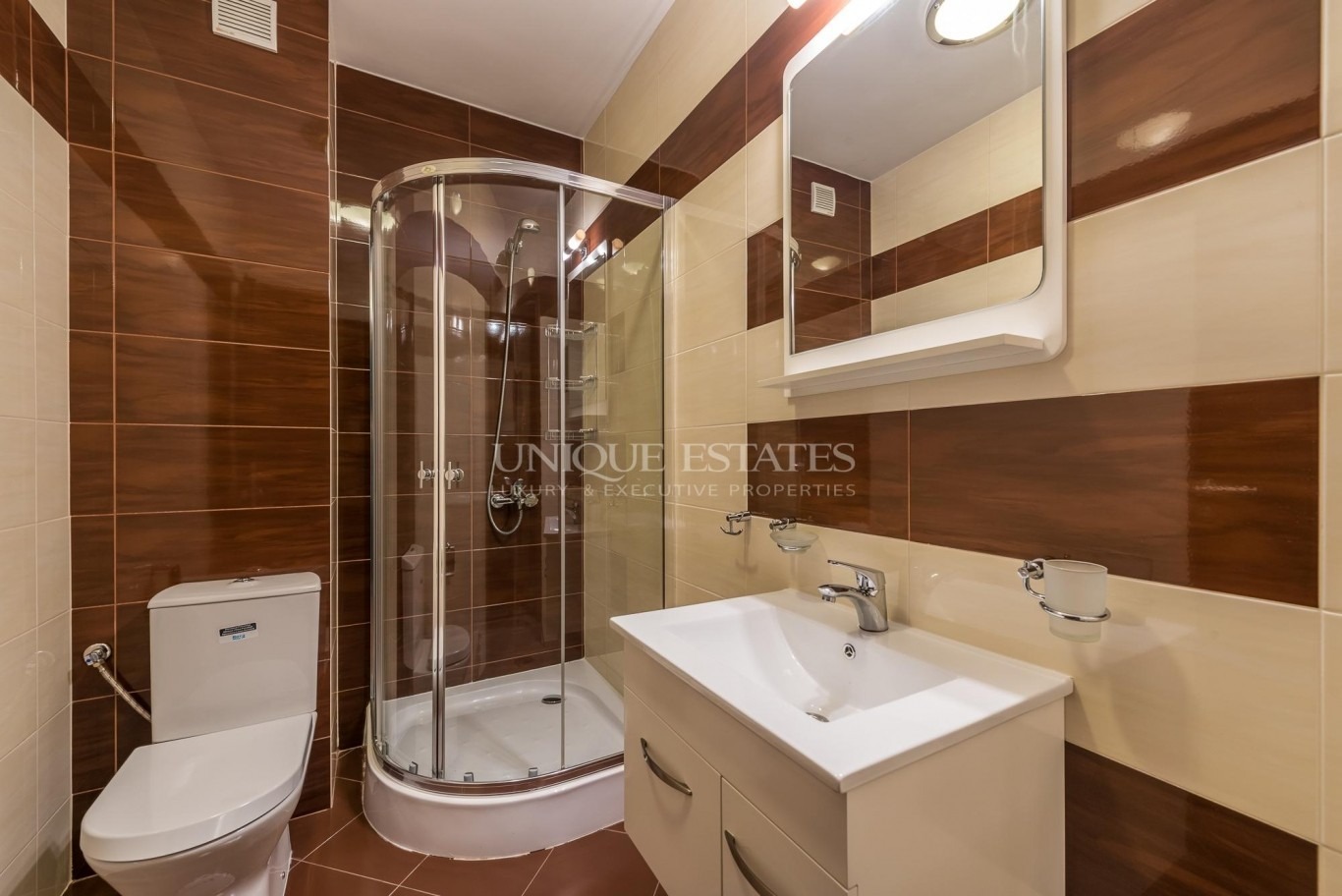 Продава 3-СТАЕН, гр. София, Изток, снимка 8 - Апартаменти - 54421143