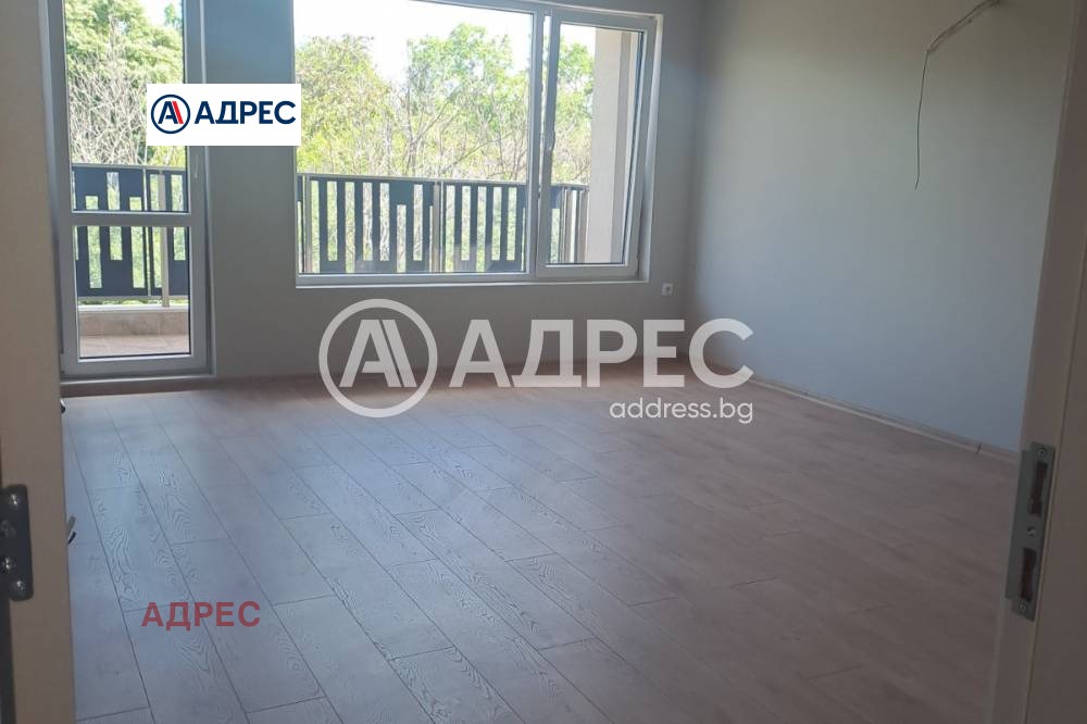 Продава  3-стаен град Варна , Център , 126 кв.м | 86300136