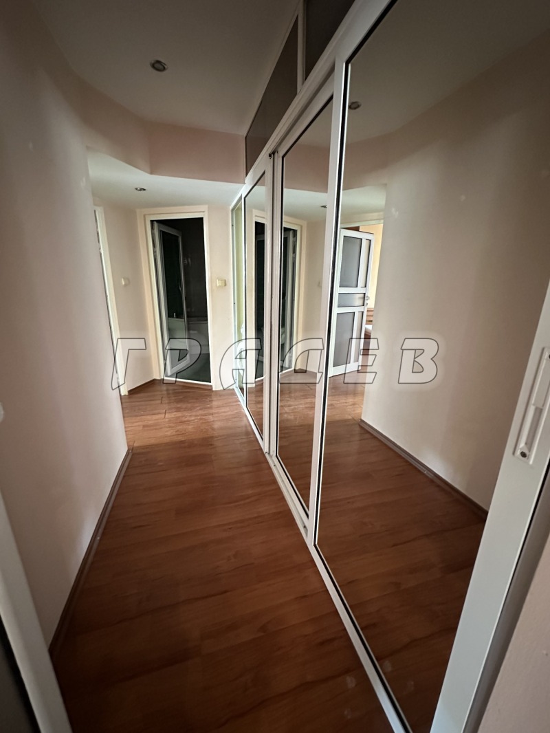 Продава  3-стаен град Русе , Център , 104 кв.м | 78052253 - изображение [13]