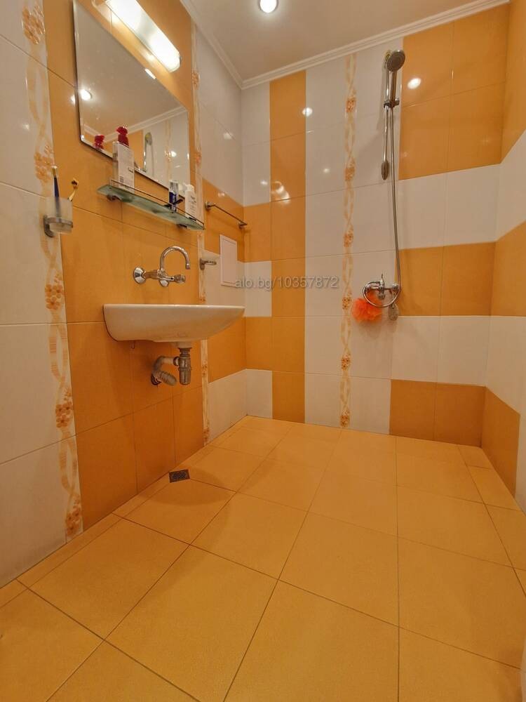 En venta  2 dormitorios Burgas , Vazrazhdane , 100 metros cuadrados | 93577752 - imagen [10]