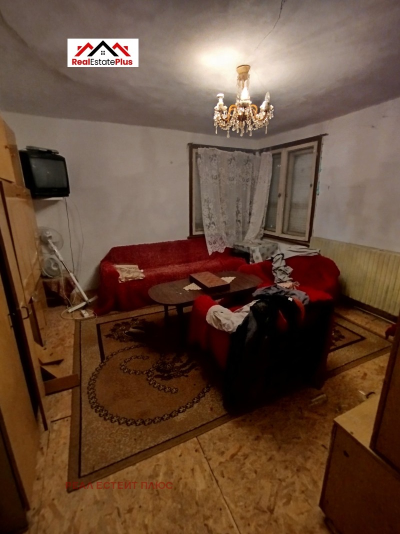 Продава КЪЩА, с. Ореховица, област Плевен, снимка 5 - Къщи - 52934291