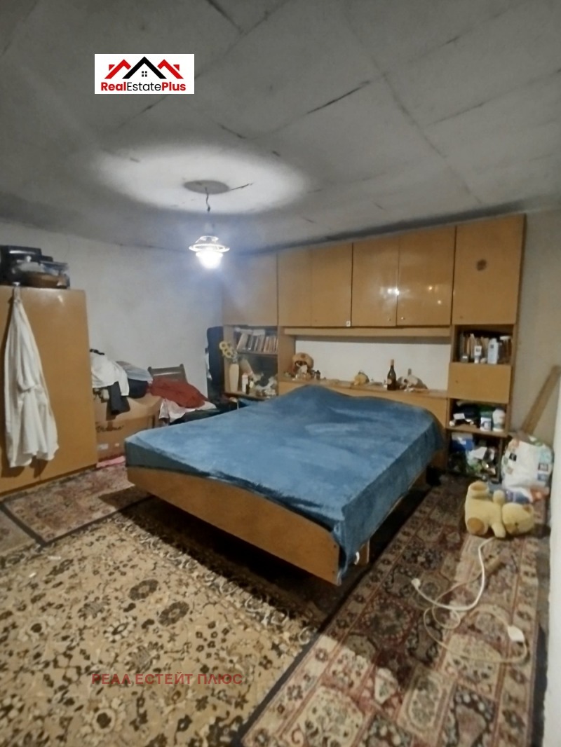 Продава КЪЩА, с. Ореховица, област Плевен, снимка 6 - Къщи - 52934291