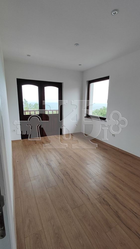 Продава ВИЛА, гр. Балчик, област Добрич, снимка 6 - Вили - 53726567