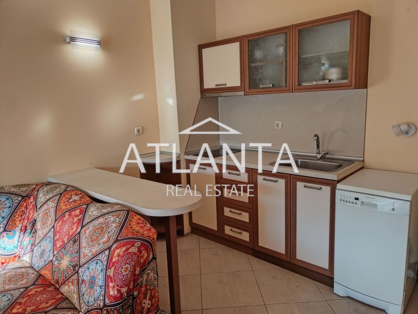 Продава 2-СТАЕН, гр. Варна, област Варна