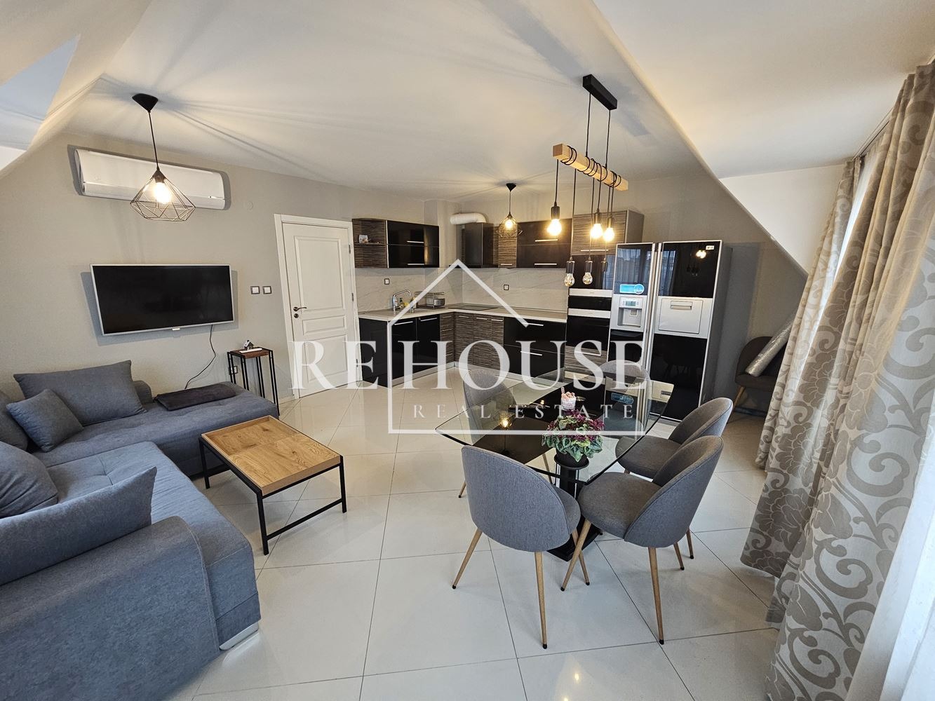 Продава 3-СТАЕН, гр. Варна, Окръжна болница-Генерали