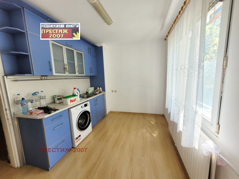 À venda  1 quarto Chumen , 5-ti polk , 64 m² | 56537092