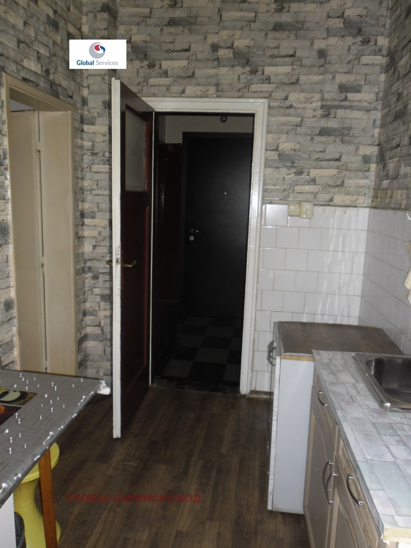 En venta  2 dormitorios Sofia , Meditsinska akademiya , 70 metros cuadrados | 53256335