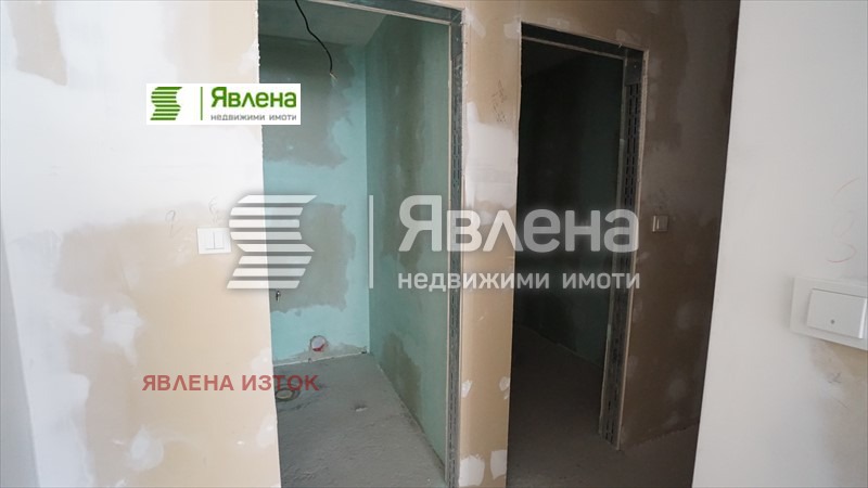 Продава 4-СТАЕН, гр. София, Изток, снимка 5 - Апартаменти - 53115240