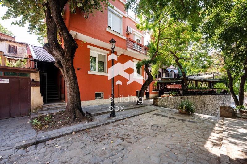 Продава КЪЩА, гр. Пловдив, Старият град, снимка 2 - Къщи - 53339515