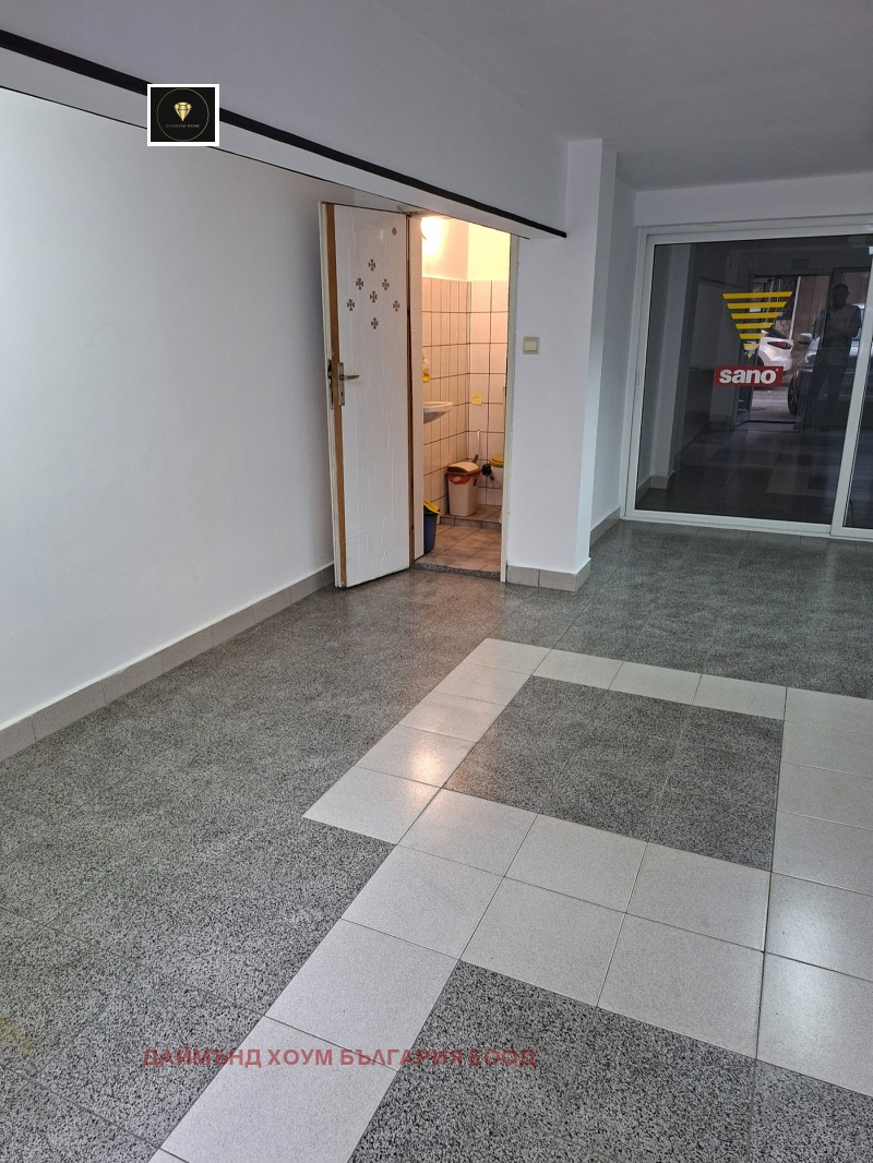 In vendita  Box auto Plovdiv , Tsentar , 28 mq | 69489869 - Immagine [2]