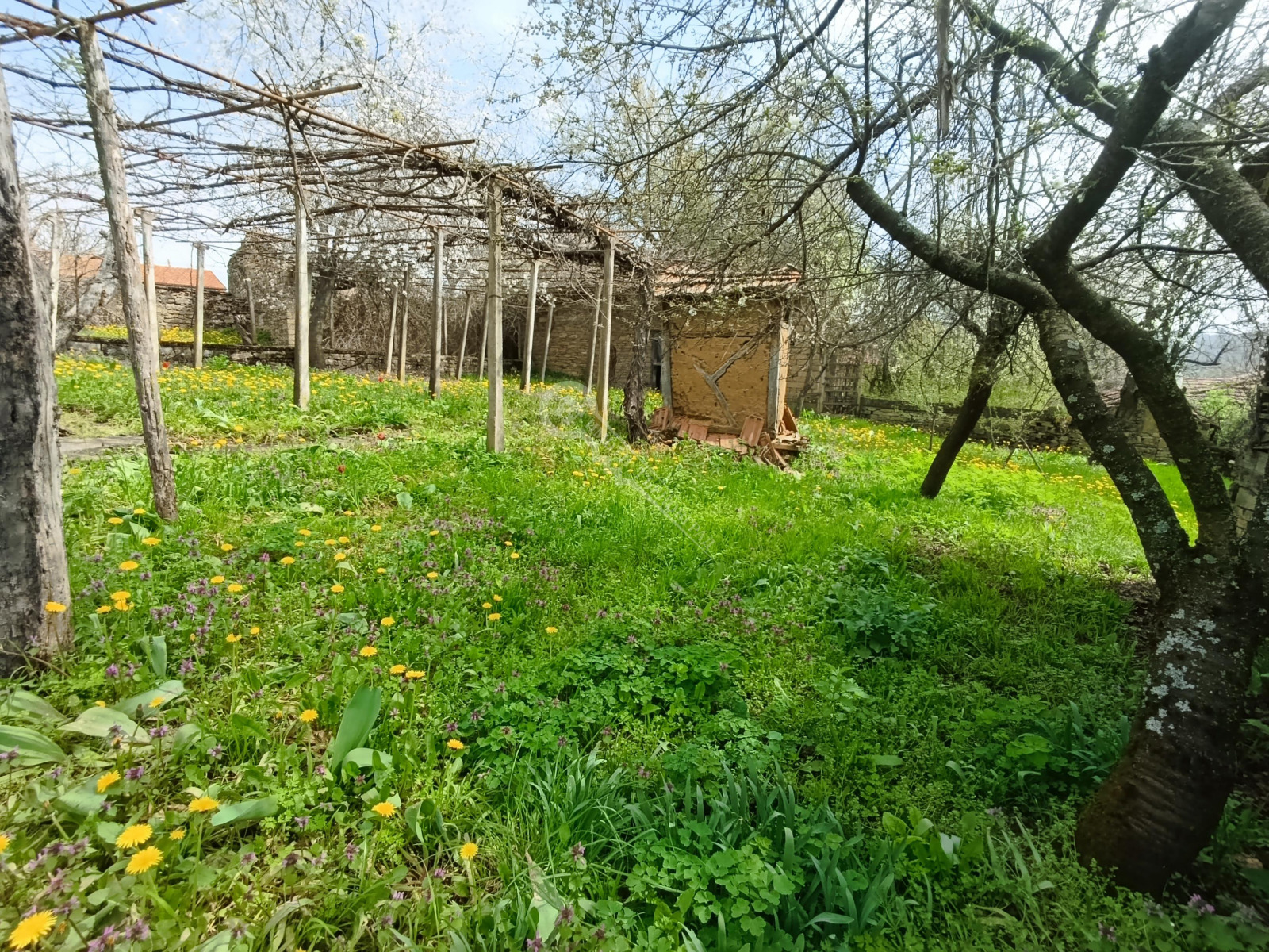 Продава КЪЩА, с. Славейково, област Габрово, снимка 14 - Къщи - 54250438