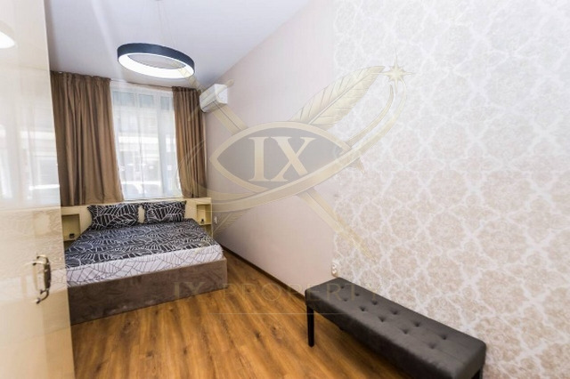 Продава 2-СТАЕН, гр. Бургас, Лазур, снимка 2 - Апартаменти - 55175024