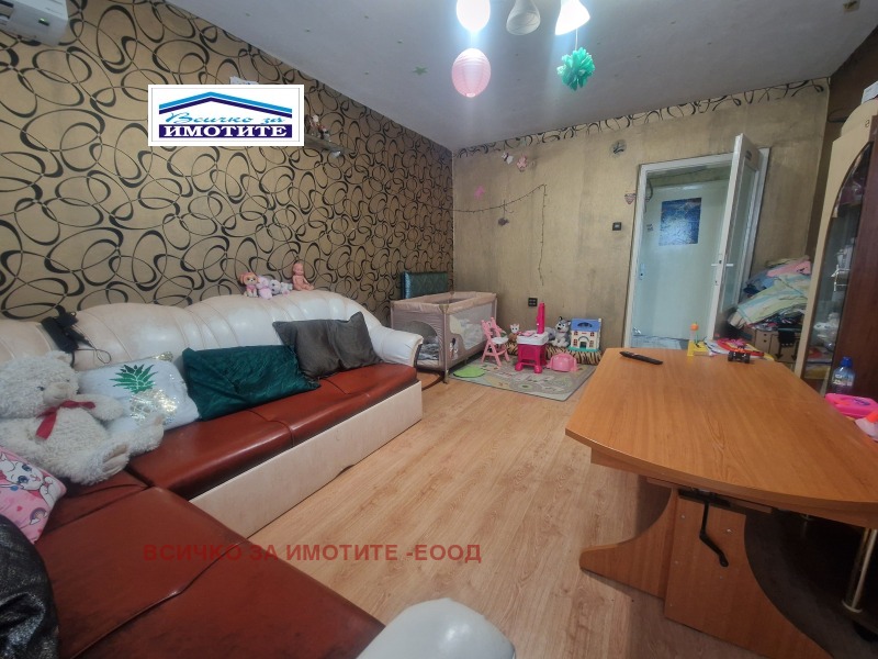 For Sale  2 bedroom Ruse , Zdravets Iztok , 82 sq.m | 78792307 - image [2]