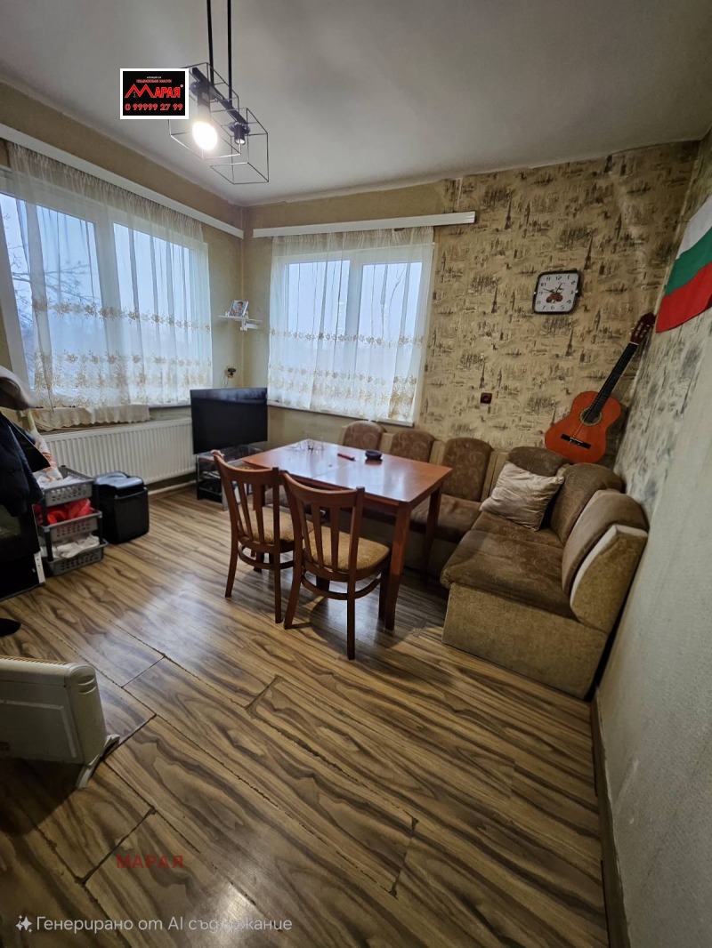 Продава КЪЩА, с. Бъзън, област Русе, снимка 3 - Къщи - 53286855