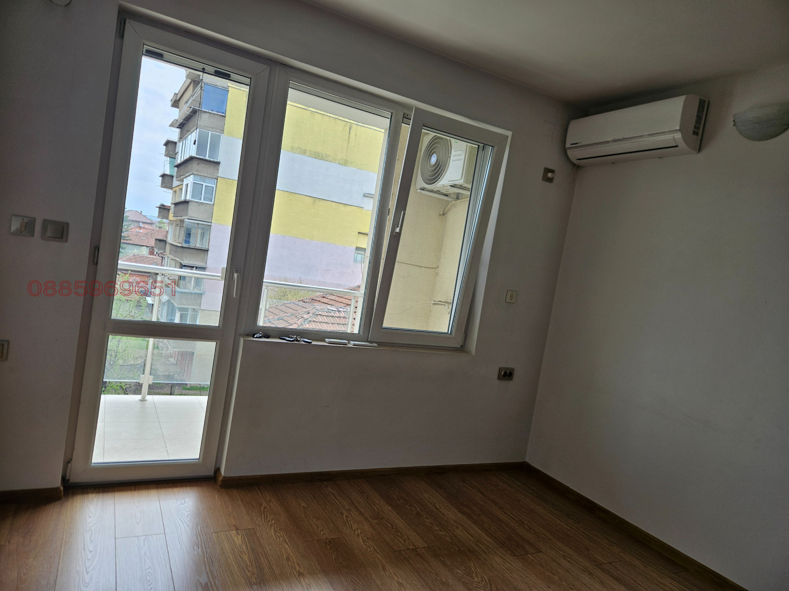 Продава 2-СТАЕН, гр. Монтана, Широк център, снимка 3 - Апартаменти - 53964094